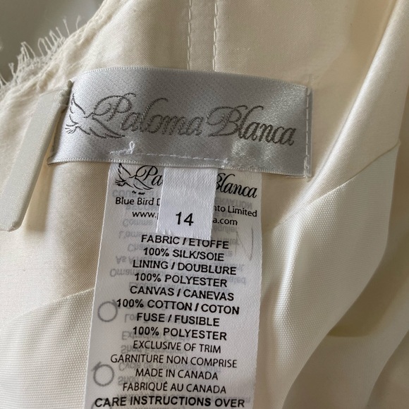 Paloma Blanca Ivory strapless wedding gown (#3854), size 14 - Picture 10 of 13